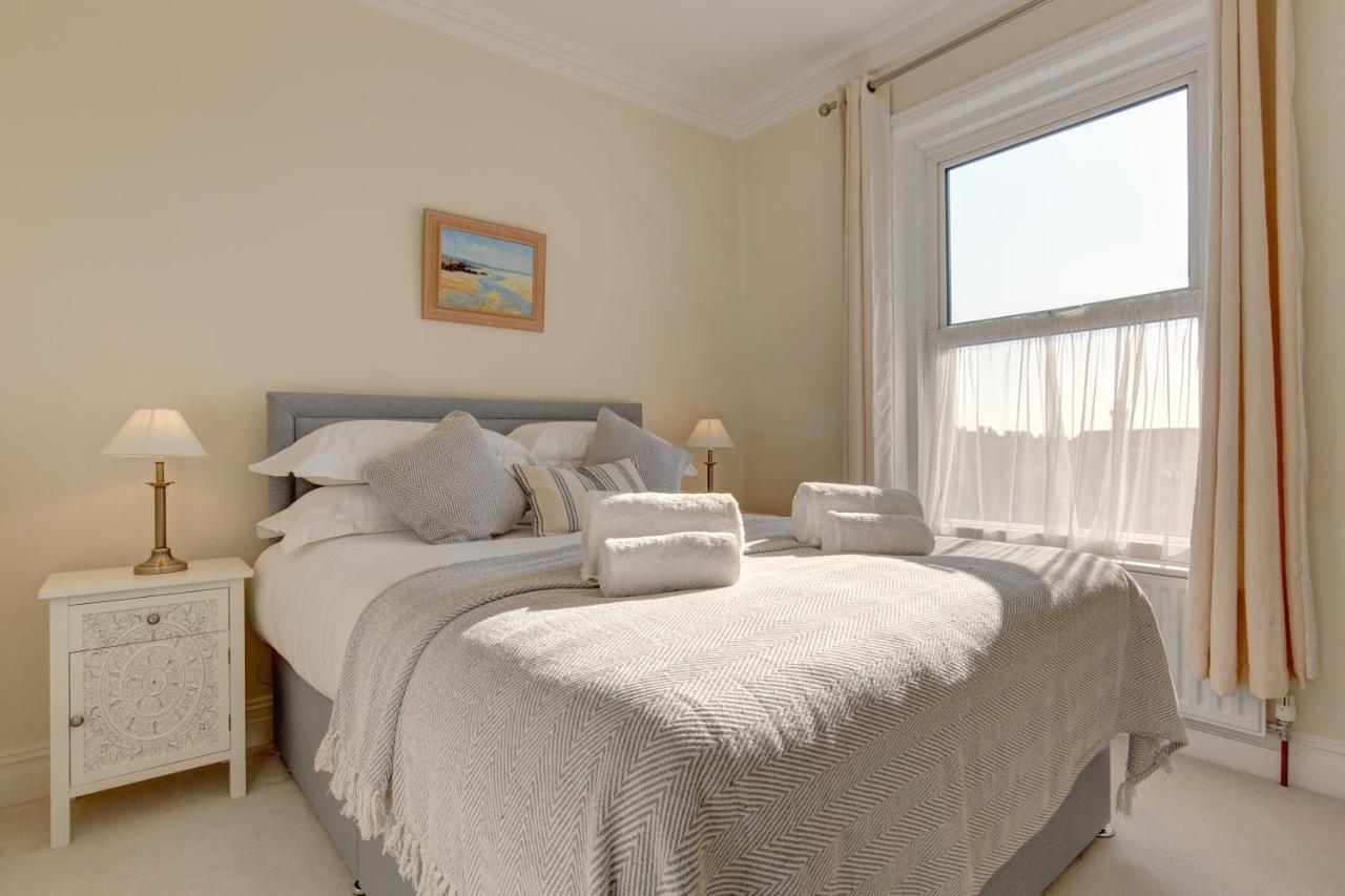 Вилла Fabulous Seaside Retreat Ханстантон Экстерьер фото